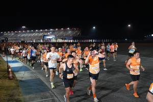 BIB: 22114, 22032, 2300
                            <button type="button" onclick="openModal(23169997)" class="btn btn-primary btn-sm float-right btn-popup" data-toggle="modal" data-target=".modal-high-quality">
                        <i class="fas fa-shopping-cart"></i> Add to Cart
                    </button>
                                            <button type="button" onclick="isThisMe(23169997, true)" class="btn btn-success btn-sm float-right btn-popup btn-isme hidden" data-toggle="tooltip" data-placement="bottom" title="นี่คือรูปของคุณใช่ไหม คลิกที่นี่เพื่อเอาเข้าอัลบั้ม">
                        <i class="fas fa-plus"></i> Add to album
                    </button>
                    <button type="button" onclick="isThisMe(23169997, false)" class="btn btn-warning btn-sm float-right btn-popup btn-isnotme hidden">
                        <i class="fas fa-ban"></i> Remove from album
                    </button>
